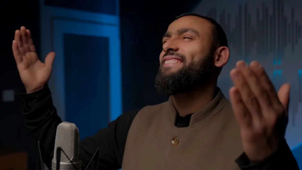 Times Meydanı'nda bir Türk yıldızı: Celal Karatüre dünya listelerini sallıyor