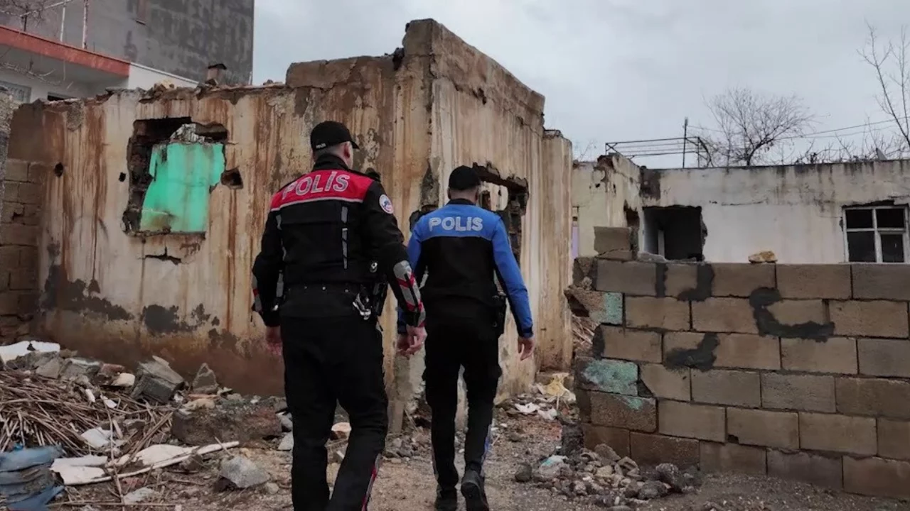 Adıyaman'da metruk yapılarla mücadele: Güvenli yaşam alanları için sıkı denetimler başladı