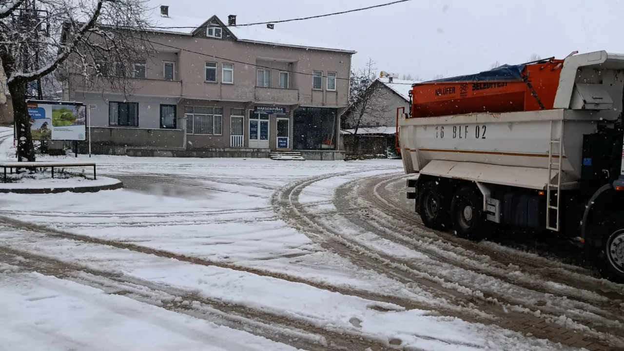 Nilüfer'de kar mesaisi!