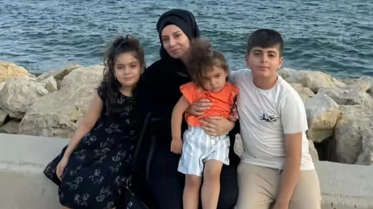 Diyarbakır'da 4 kişinin &ouml;ld&uuml;ğ&uuml; yangınla ilgili kahreden 'merdiven' detayı