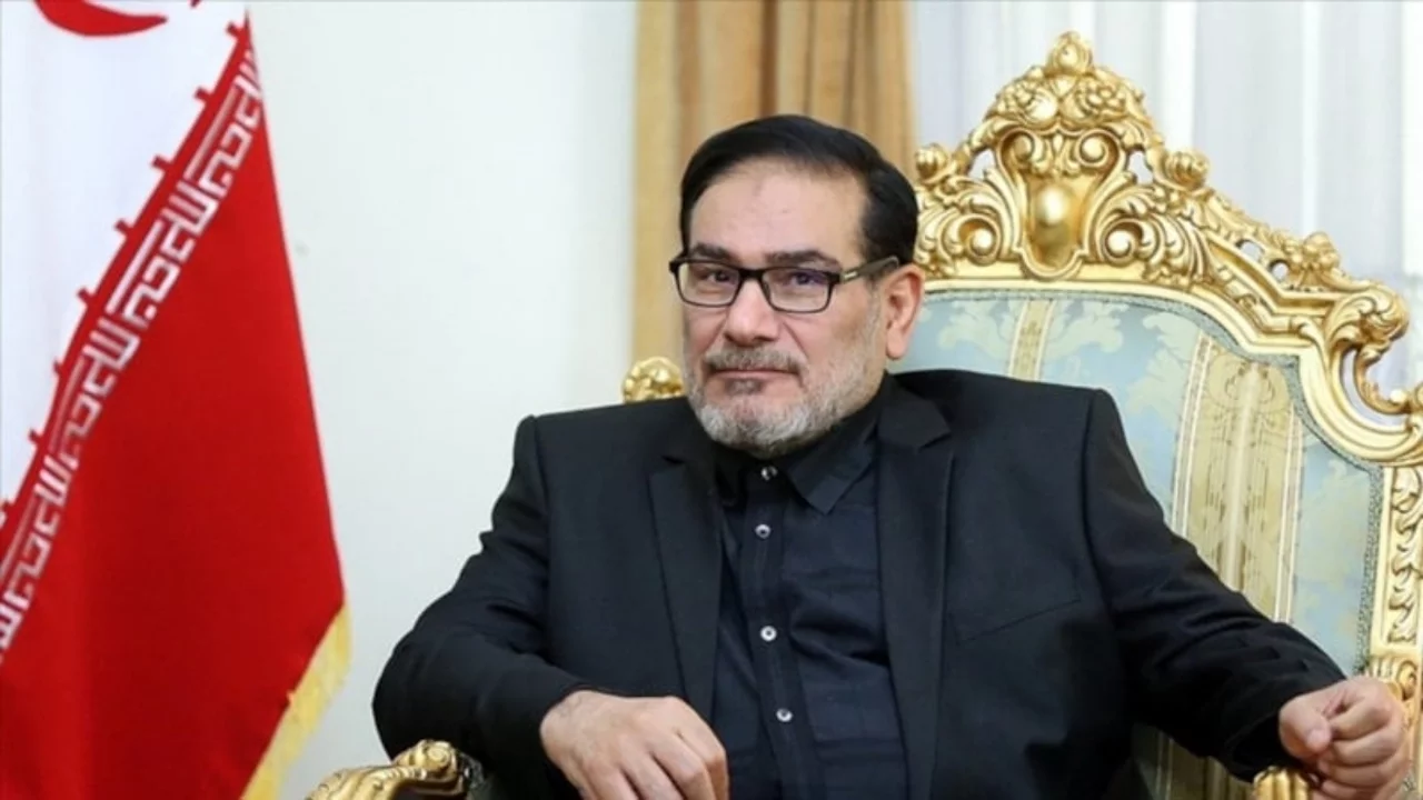 Hamaney'in danışmanı Şemhani: Mesele nükleer silahsa anlaşma mümkün