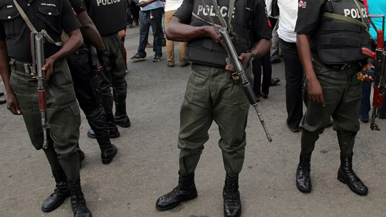 Nijerya'da camiye terör saldırısı: 6 kişi hayatını kaybetti 