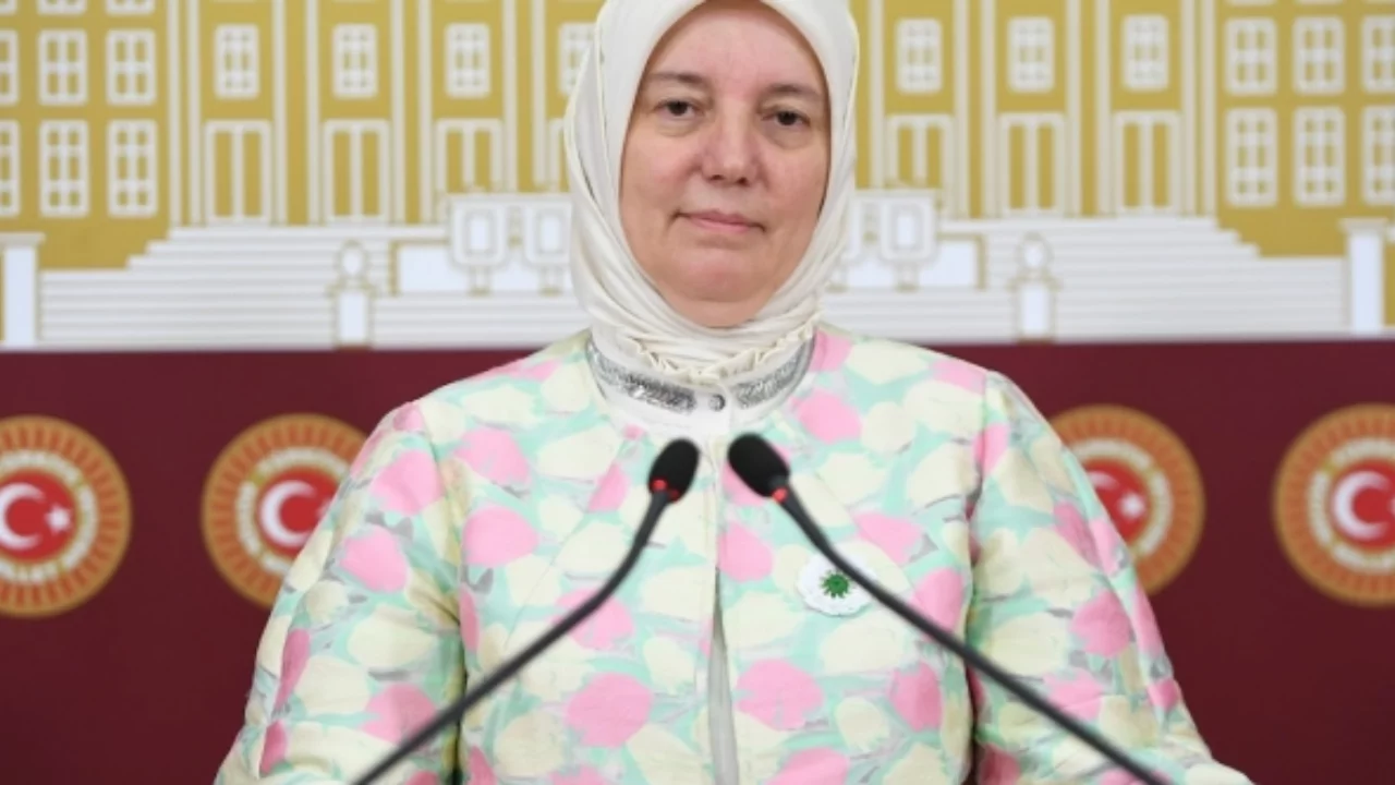 AK Partili Gözgeç: "Ramazan heyecanını yaşamak kadar doğal ne var?"