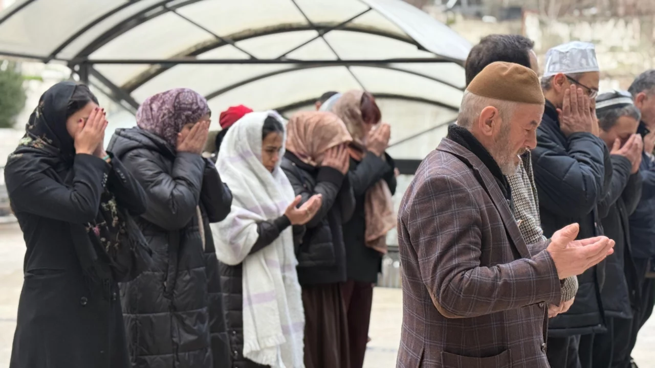 Ümraniye'de öldürülen Özbekistanlı Sayyora için gıyabi cenaze namazı kılındı