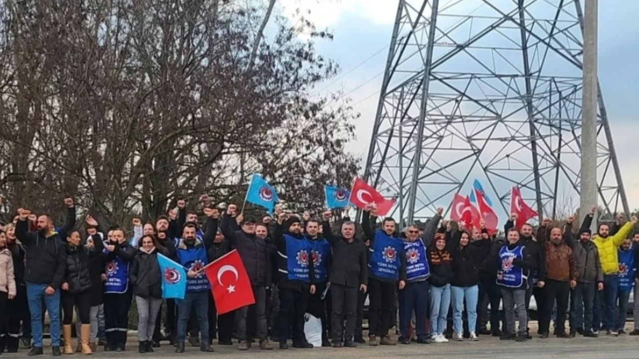 Bursa'daki dev fabrikada görüşmeler tıkandı! Süreç arabulucuya devredildi...
