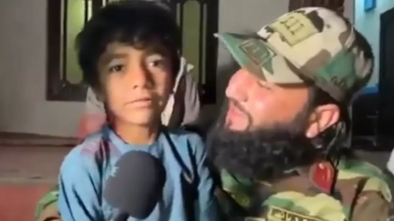 Komşu komşuyu vurdu, bir gecede ailesinden 17 kişiyi kaybetti