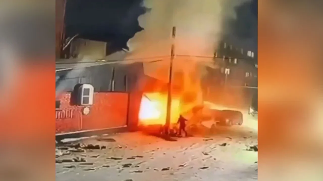 Kazakistan'da gaz tüpü faciası! Kafe havaya uçtu: Çok sayıda ölü ve yaralı var 