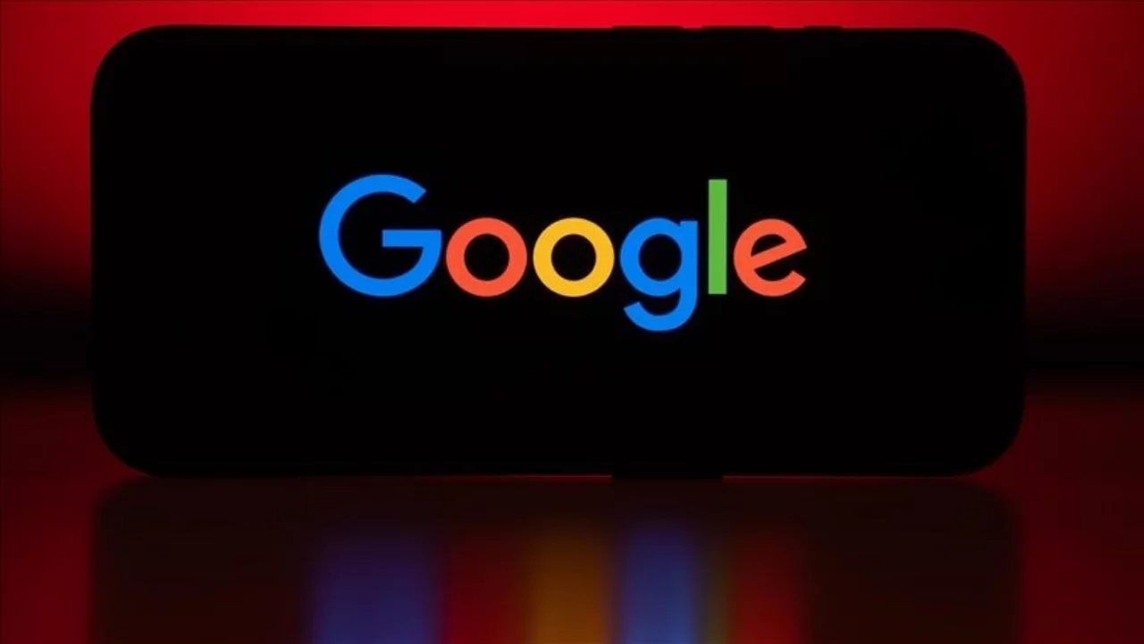 Rusya'dan Google'a 16 milyar rublelik "cezalarını ödememe cezası"