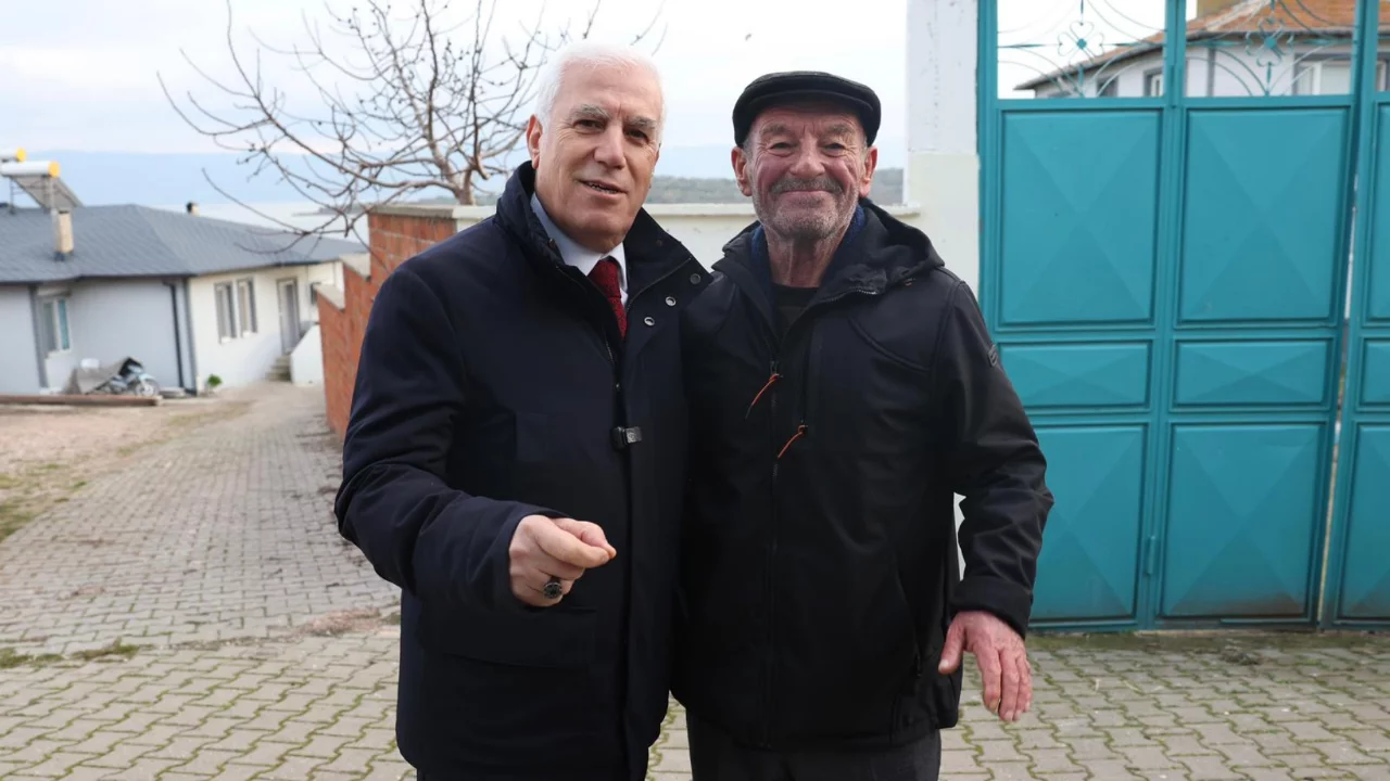 Başkan Bozbey'den Yaren Leylek ve Adem Amca'ya ziyaret