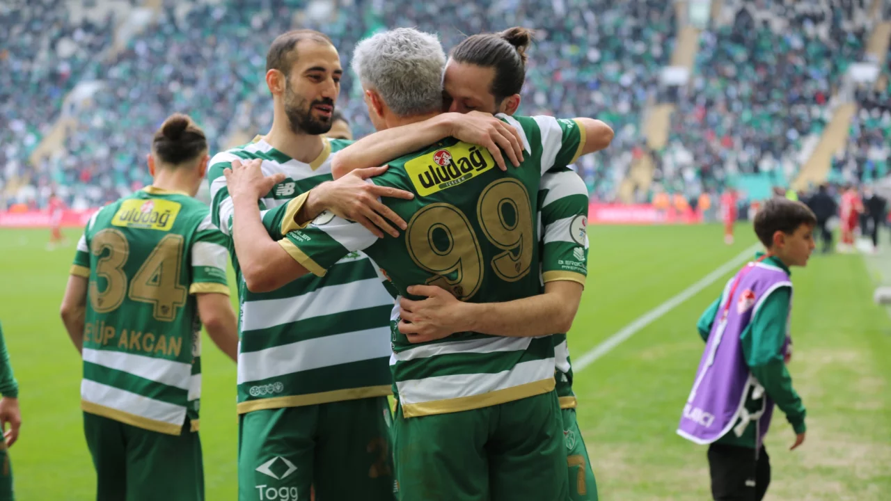 Bursaspor gol oldu yağdı!