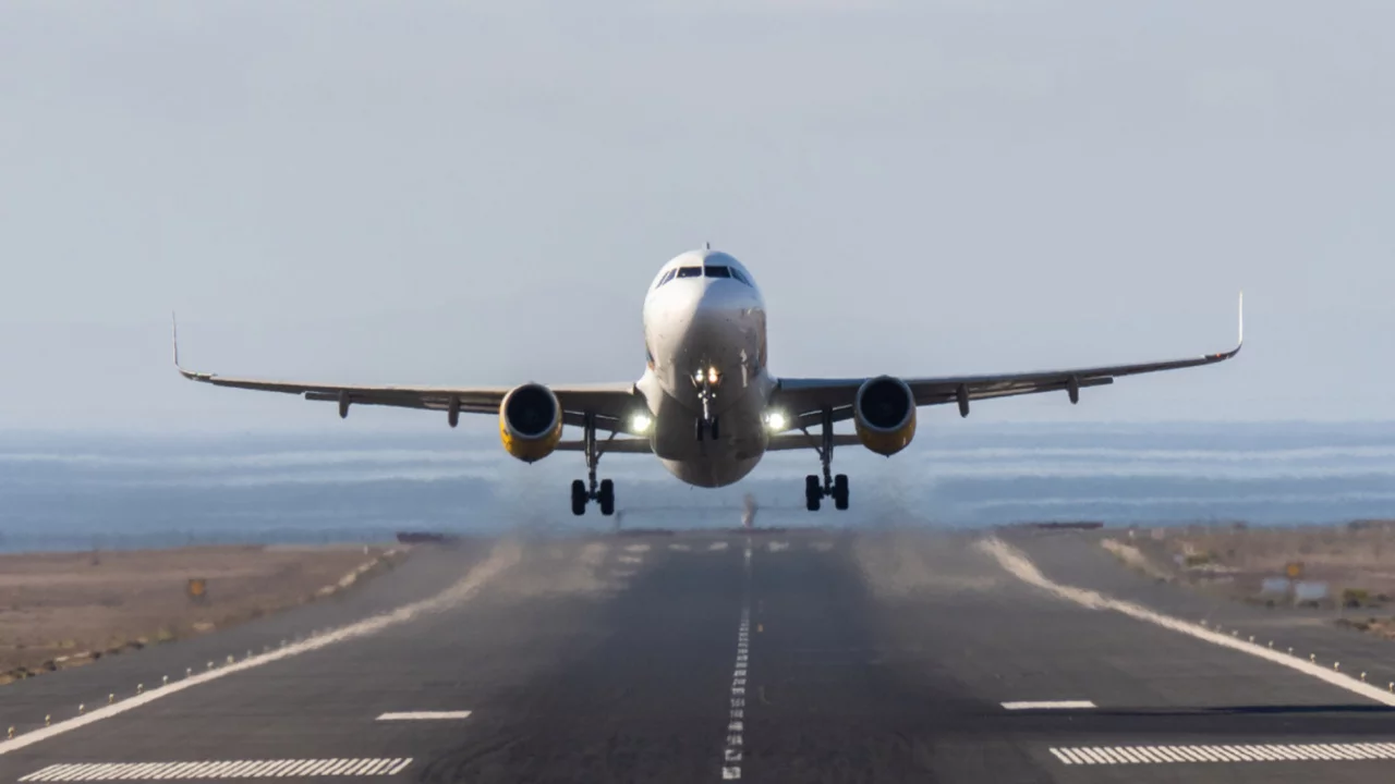 Bakan duyurdu: 5 ülkeye uçuşlar durduruldu