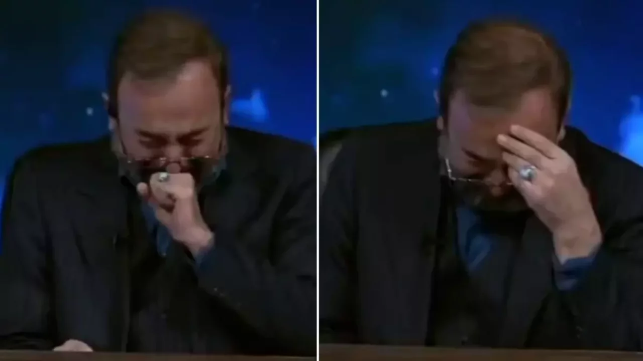 Dünyayı sarsan gelişmeyi böyle duyurdu! Canlı yayında olay görüntü