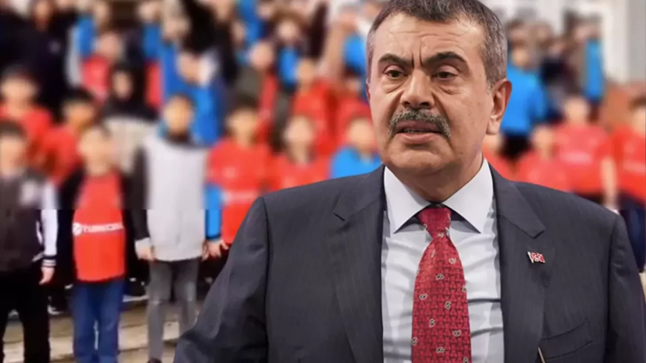 Bakan Tekin açıkladı: Okula gidilen gün sayısı değişecek mi?