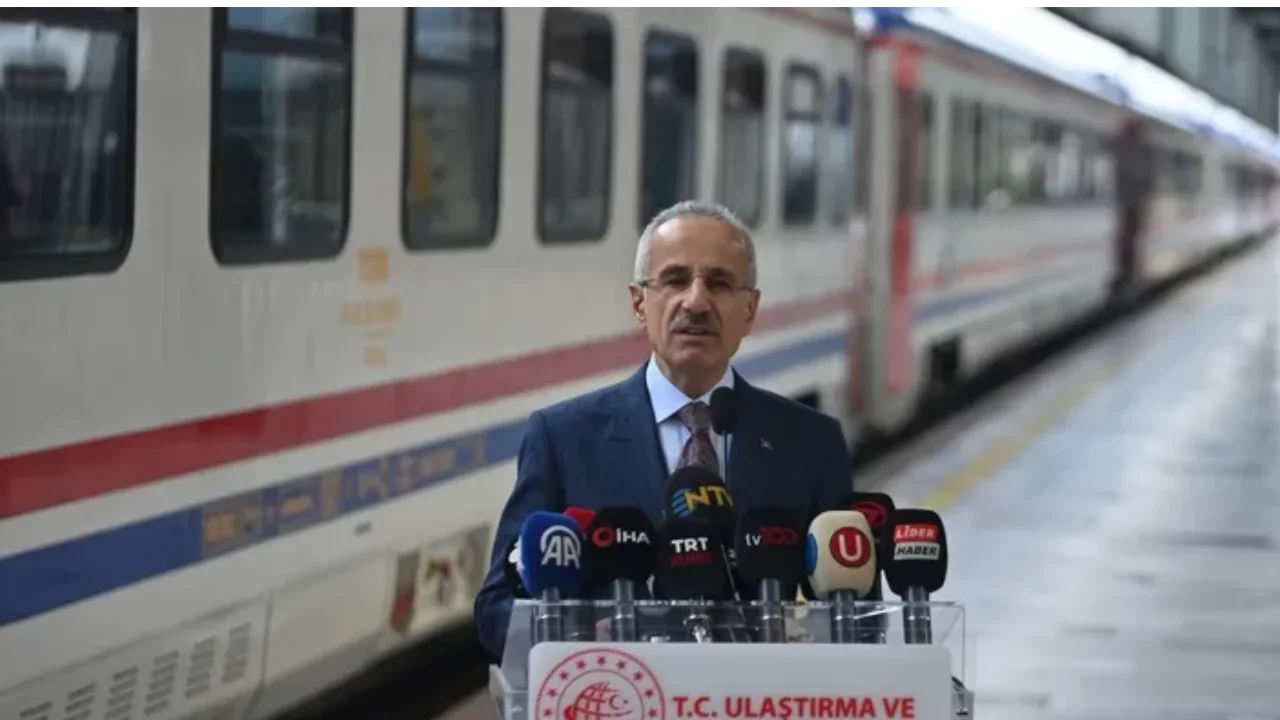 60 gar ve istasyon yenilendi