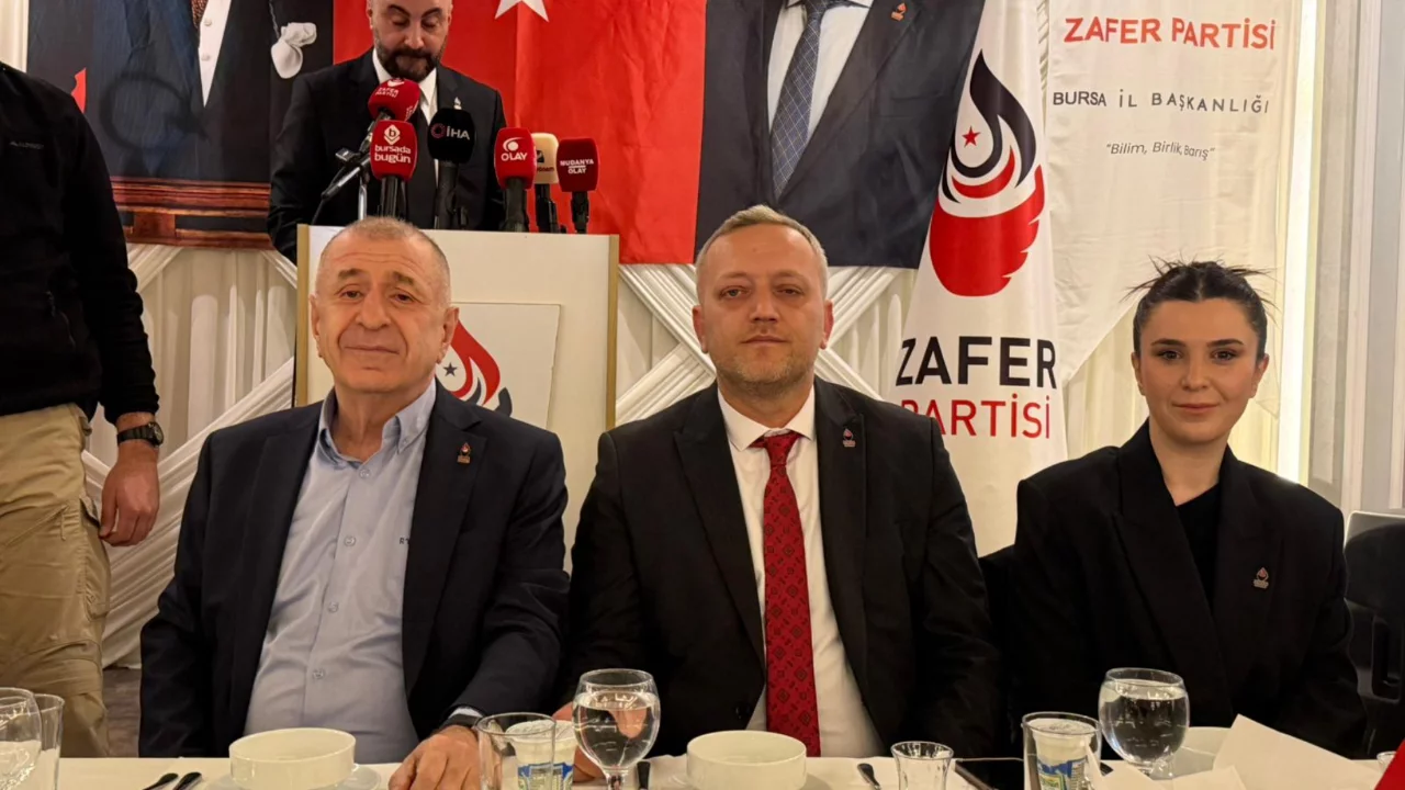 Zafer Partisi'nin Bursa iftarında "Adalet" ve "Bursa Kale" vurgusu! 
