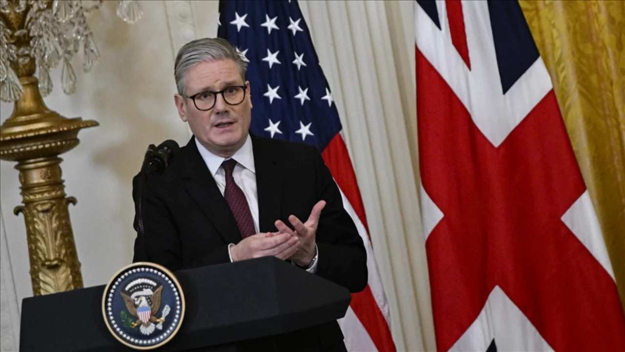 İngiltere, ABD'ye İran'ın füze depolarını vurmak için İngiliz üslerini kullanma izni verdiğini açıkladı