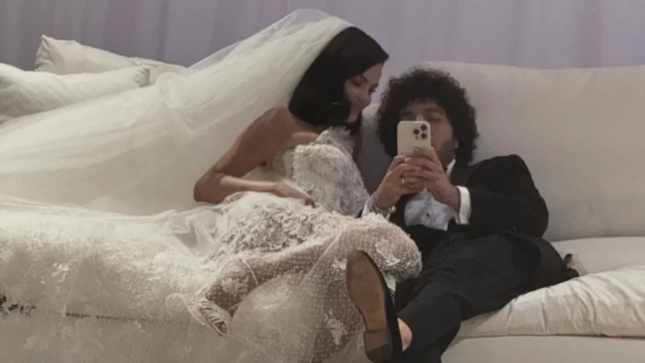  Son görüntüleri eleştirilen Benny Blanco'dan yanıt: Ayaklarım harika! 