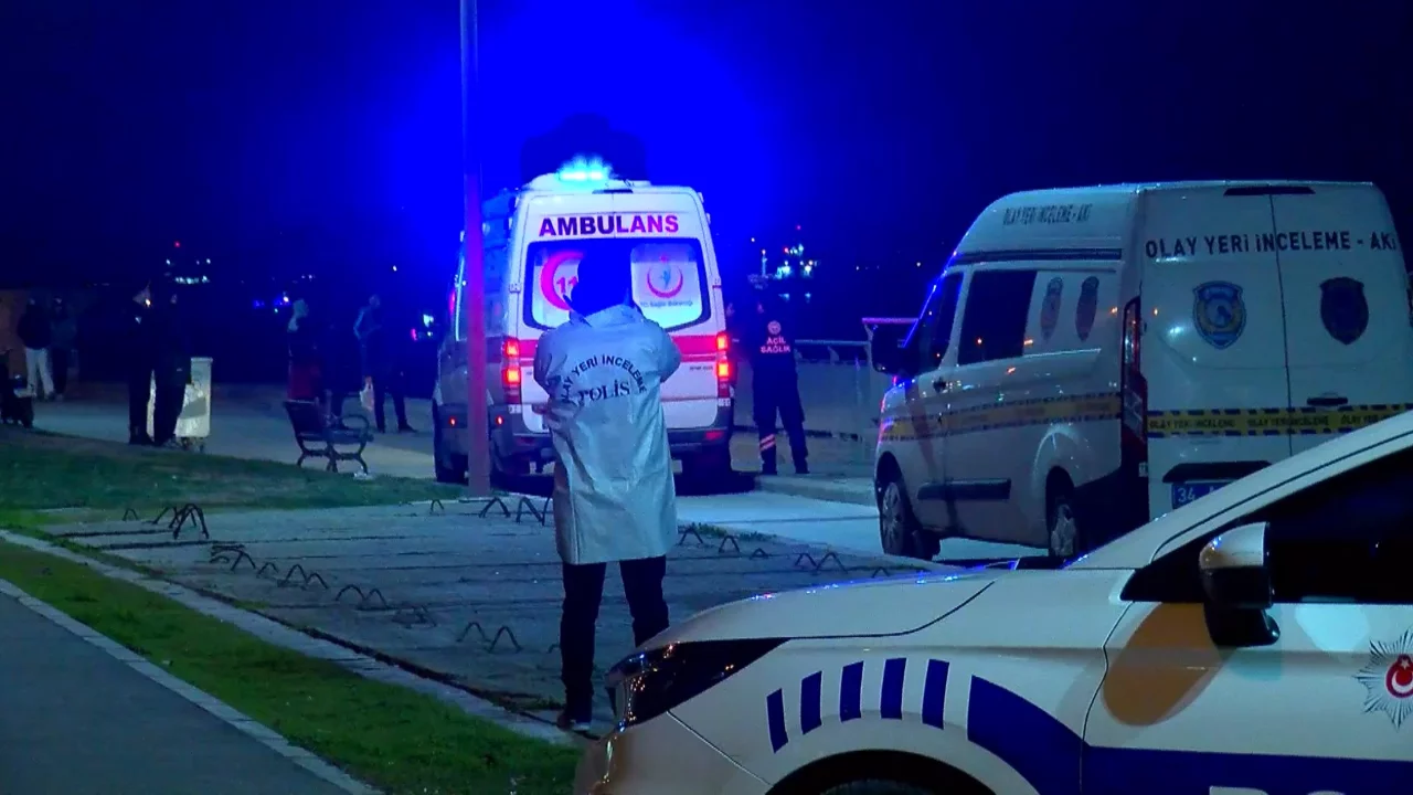 Balık tutmaya gidenler fark etti! Denizden anne ve kızın cesedi çıktı...