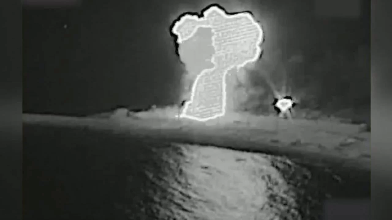 ABD: İran'ın Umman Körfezi'ndeki 11 gemisini batırdık 