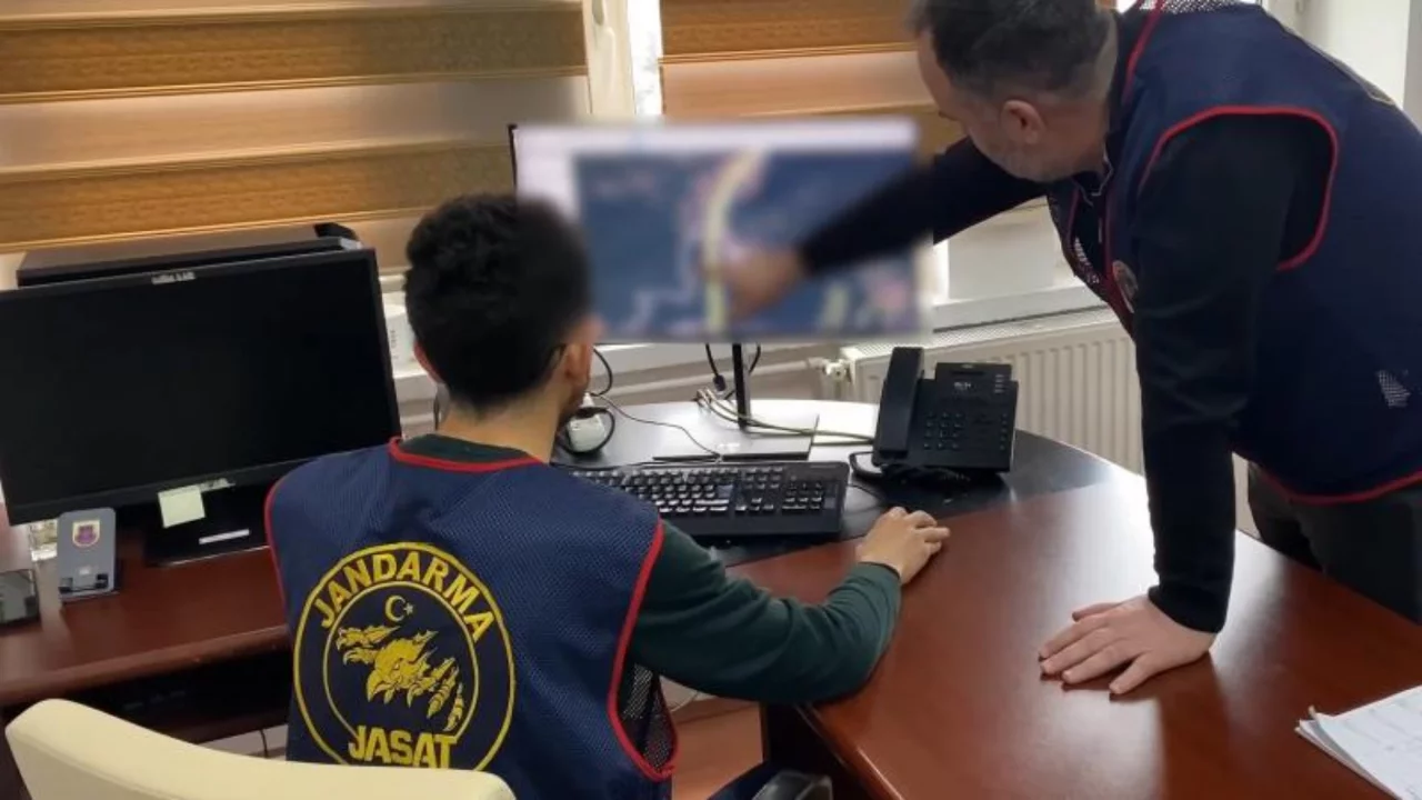 Toprağa gömülü kemiklerin sırrı çözüldü: Sigara izmariti her şeyi ortaya çıkardı!