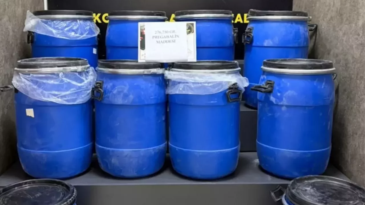 İzmir'de aracında uyuşturucu ele geçirilen şüpheli tutuklandı