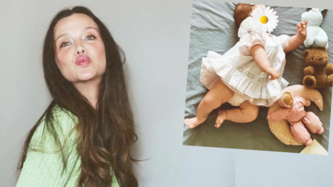 İrem Helvacıoğlu, çocukluk kıyafetlerini kızına giydirdi