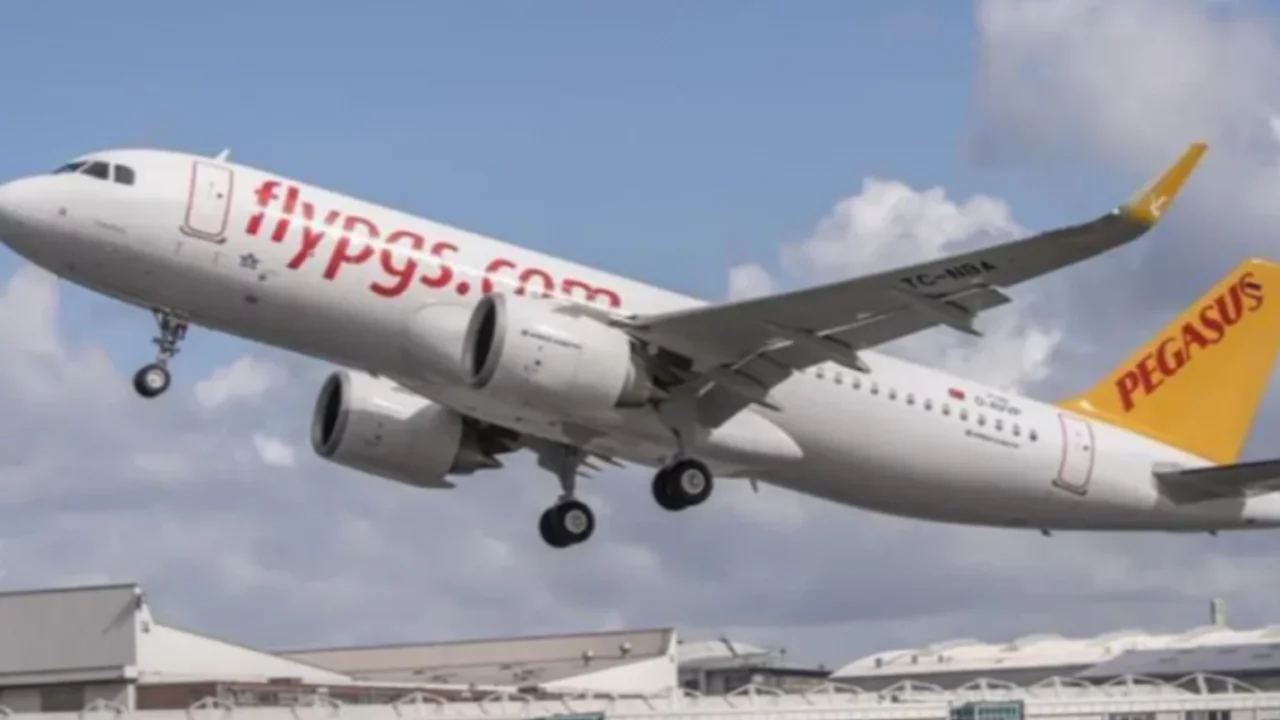 Bakanlık 6 Mart'a kadar uçuşları iptal etti: Pegasus'tan yolculara ek hak açıklaması 