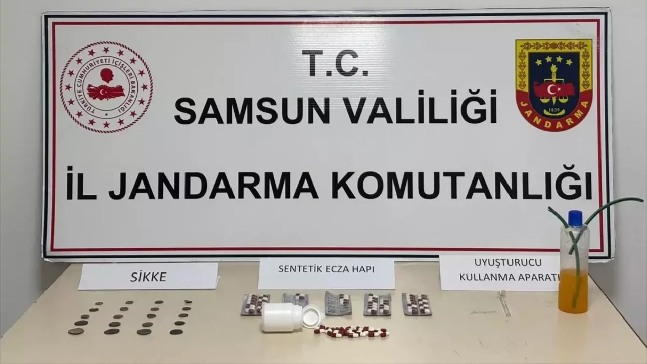 Kavak'ta uyuşturucu ve tarihi eser operasyonu