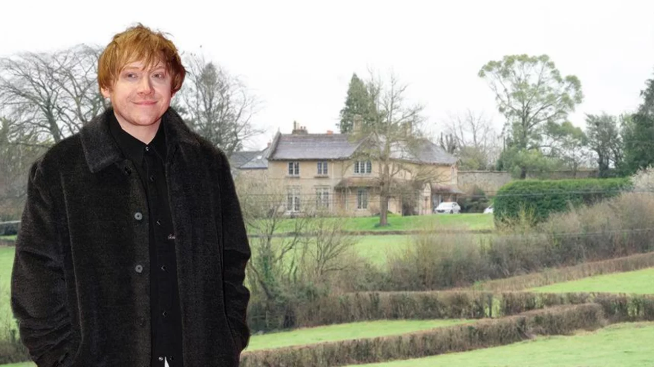 3,5 milyon sterlinlik evi "lanetli" çıktı! Kapısının dibine 2 bin tane yapacaklar