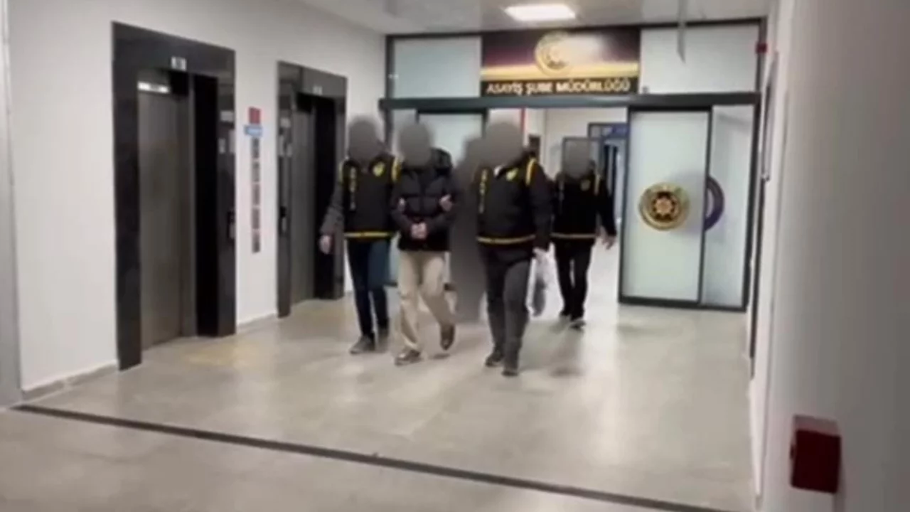 Yalova'da sahte polis operasyonu! Evini sattırdıkları vatandaşı dolandırdılar...
