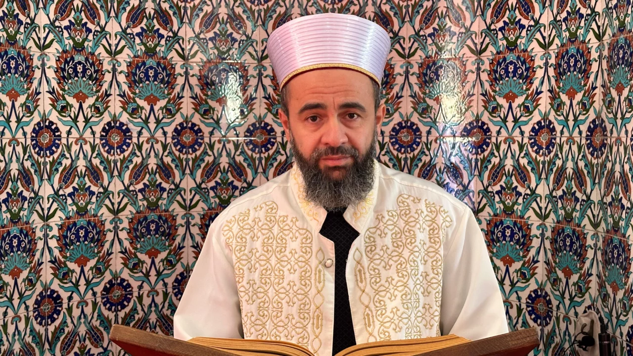 45 yaşındaki din görevlisi 8 ayda hafız oldu