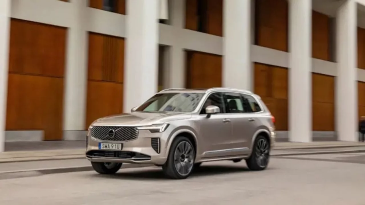 Volvo'dan dev güncelleme: 2 milyondan fazla araç yeni ekrana kavuşuyor