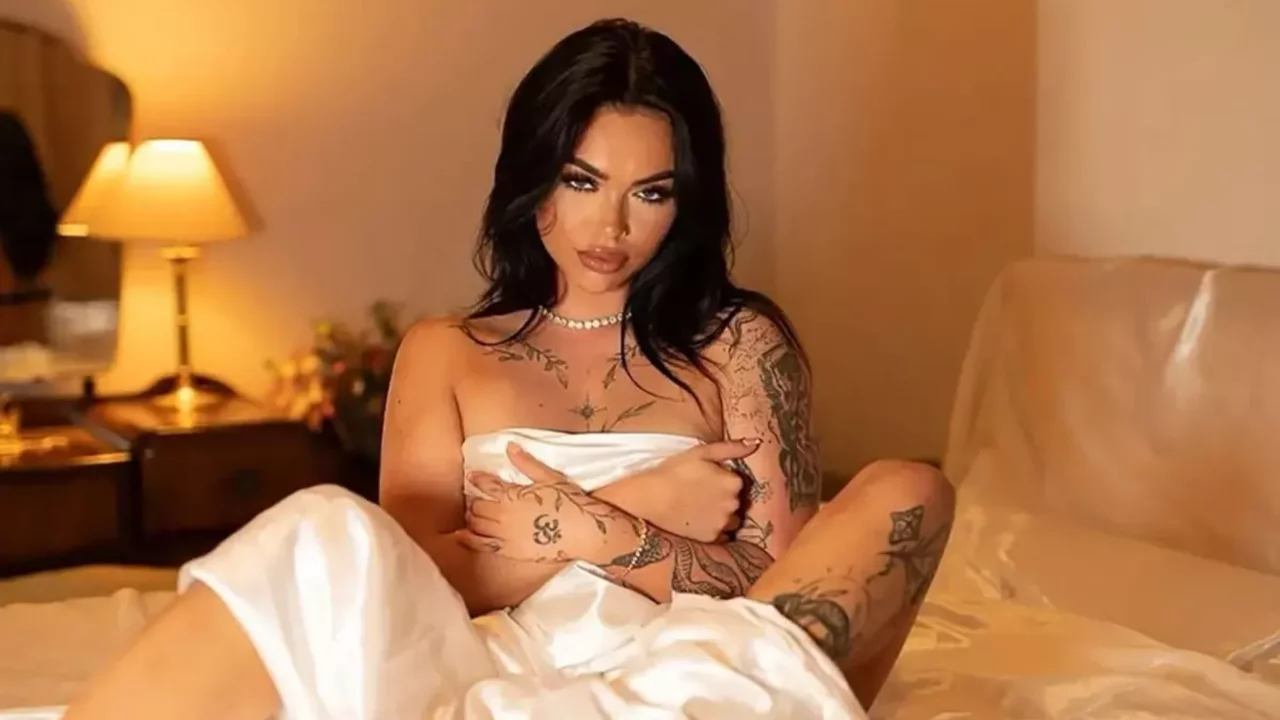 Ünlü isim 21 yaşındaki OnlyFans içerik üreticisine aşık olup yuvasını dağıttı