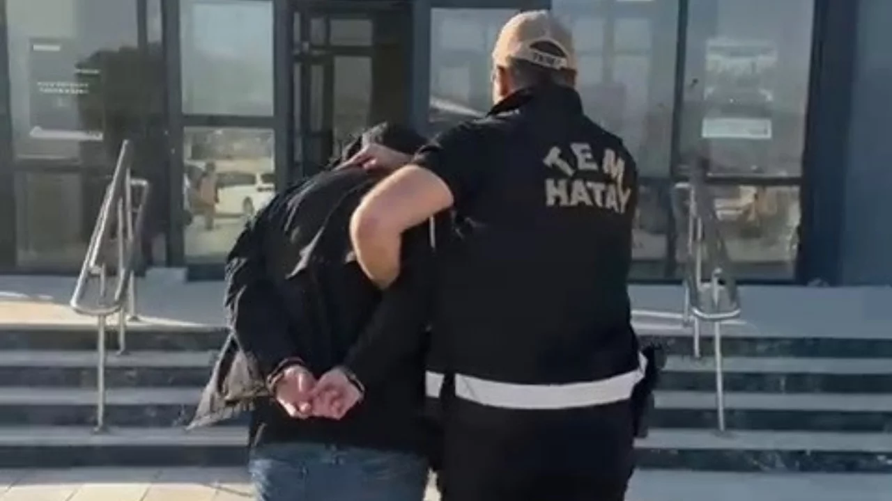 5 FETÖ'cü yakalandı