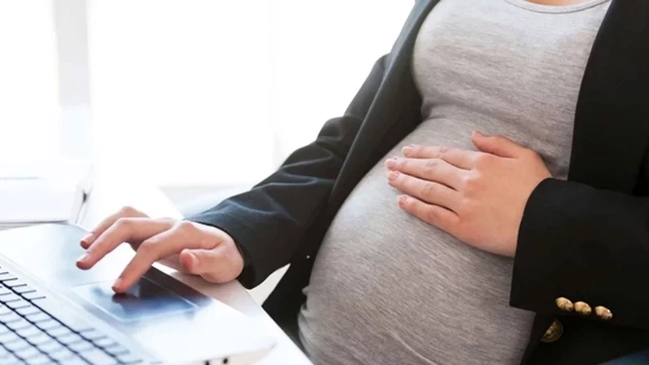 Sosyal medya ve doğum izni düzenlemesi Meclis'te!