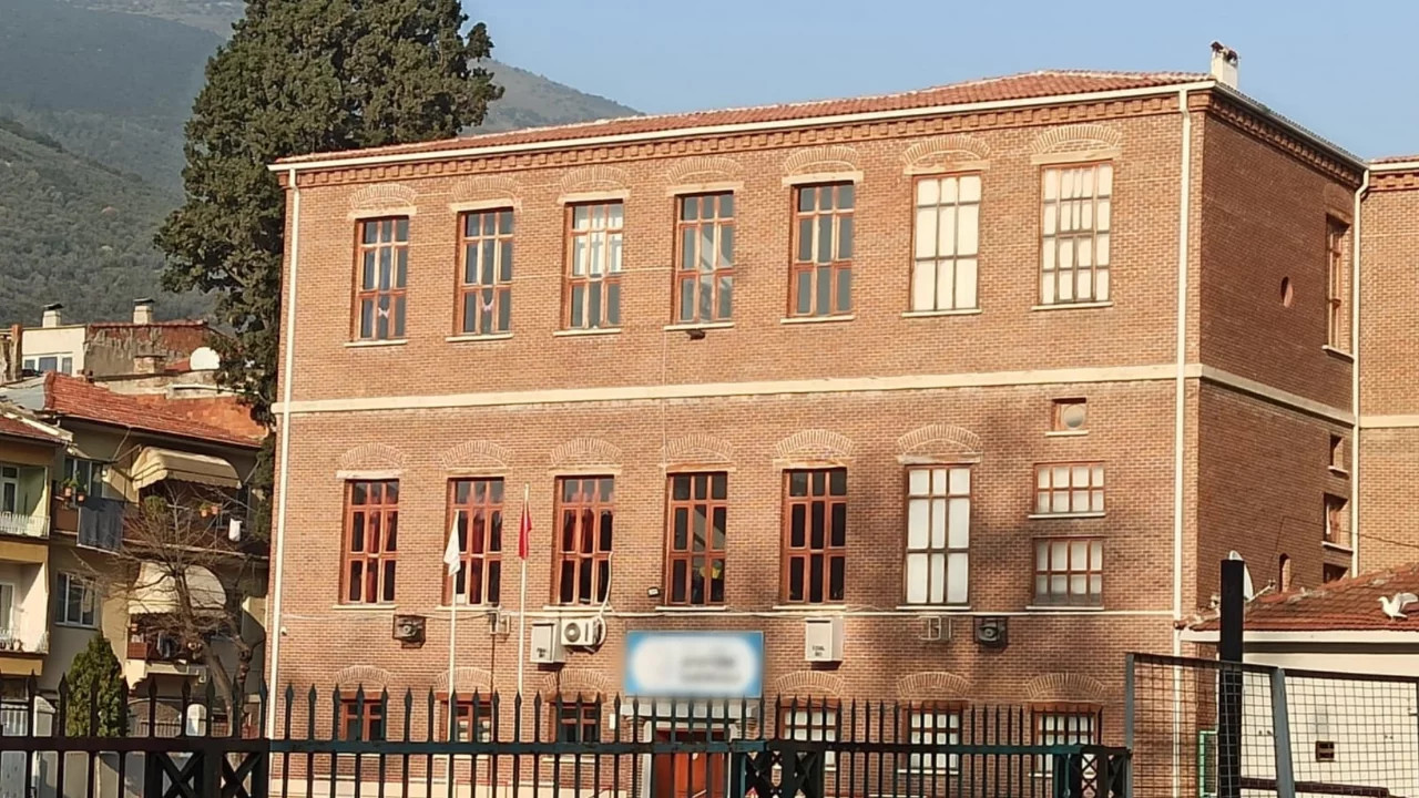 Bursa'da okula gönderilmeyen çocuklar devlet korumasına alındı