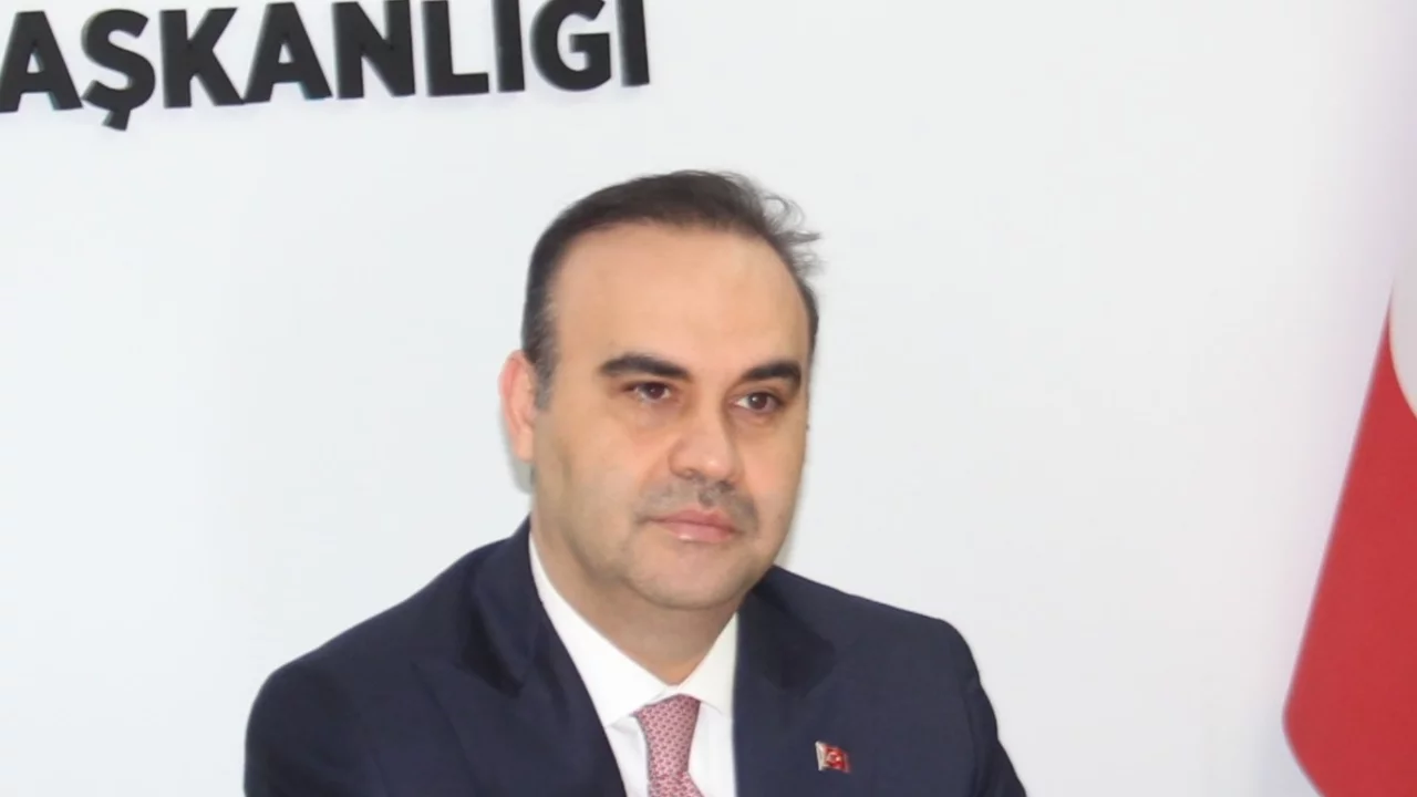 Bakan Kacır: Türkiye, masada sözünün ağırlığını hissettiren bir ülkedir 