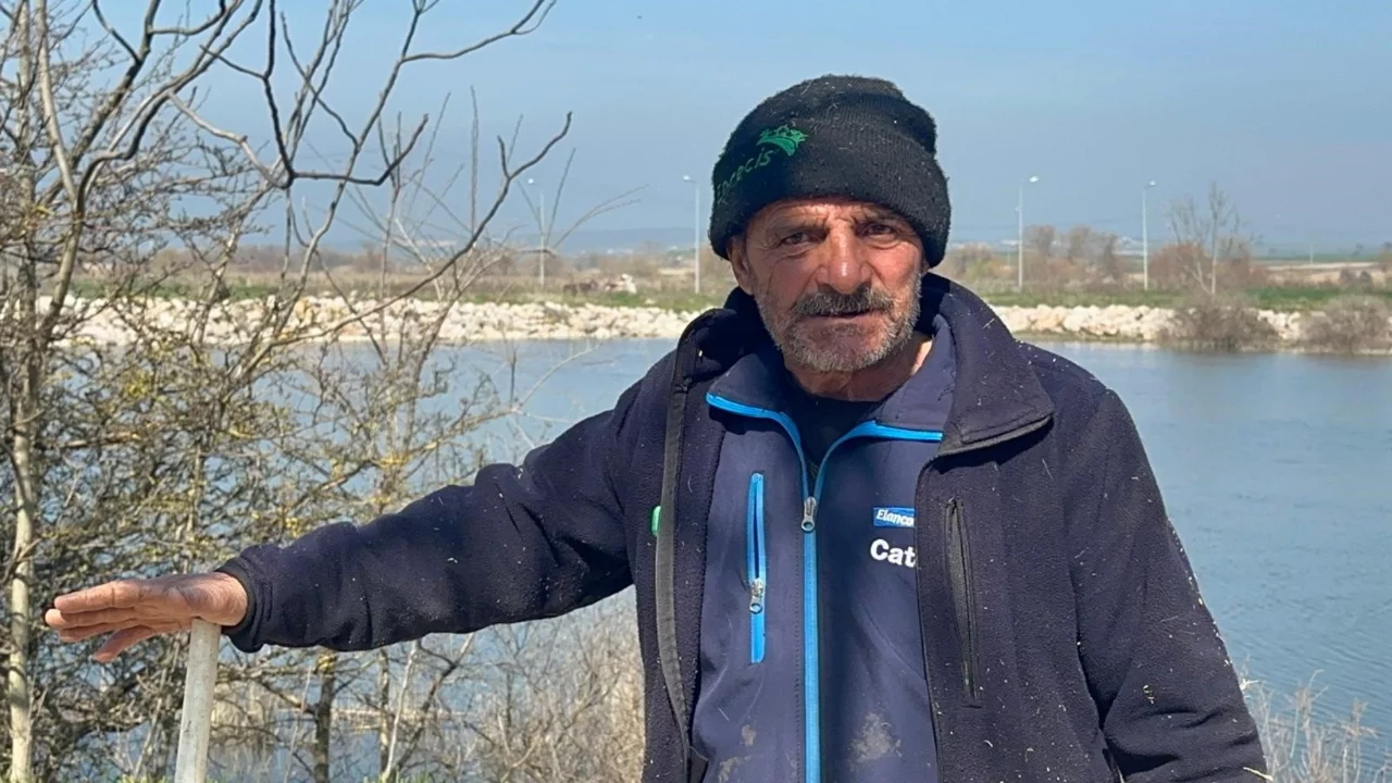 Bursa'da süt inekçiliğinden dört çocuğunu büyüterek üniversitede okuttu