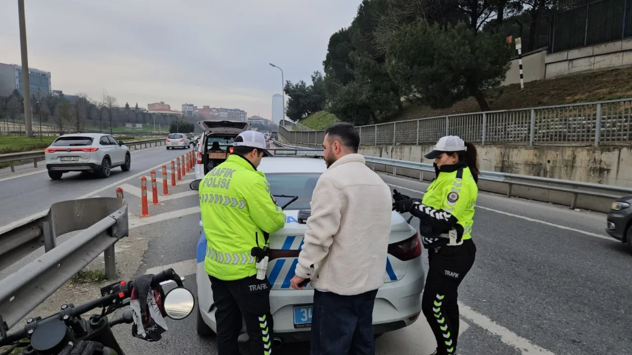 Sarıyer'de dron destekli "kaynak" denetimi: 10 sürücüye toplamda 93 bin lira ceza kesildi