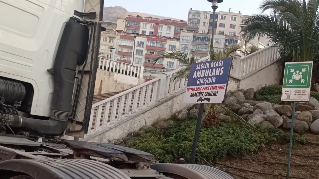 Bursa'da 'pes' dedirten duyarsızlık: 'Ya acil bir durum olursa?' 