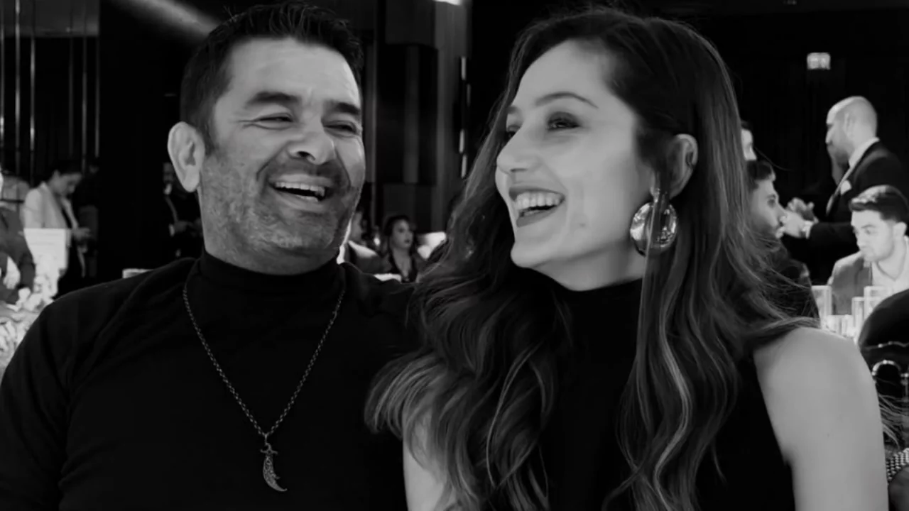  Bülent Şakrak aşka geldi 