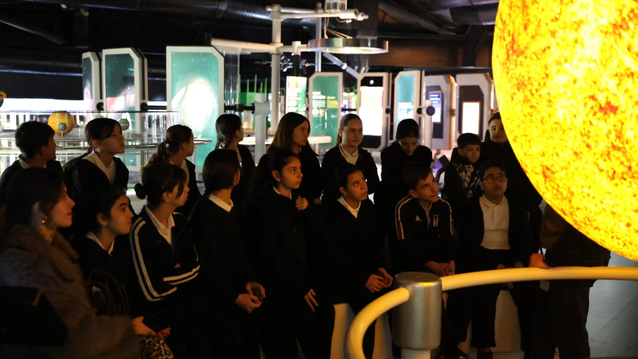 Osmangazi'de öğrenciler uzay ve havacılığı keşfetti