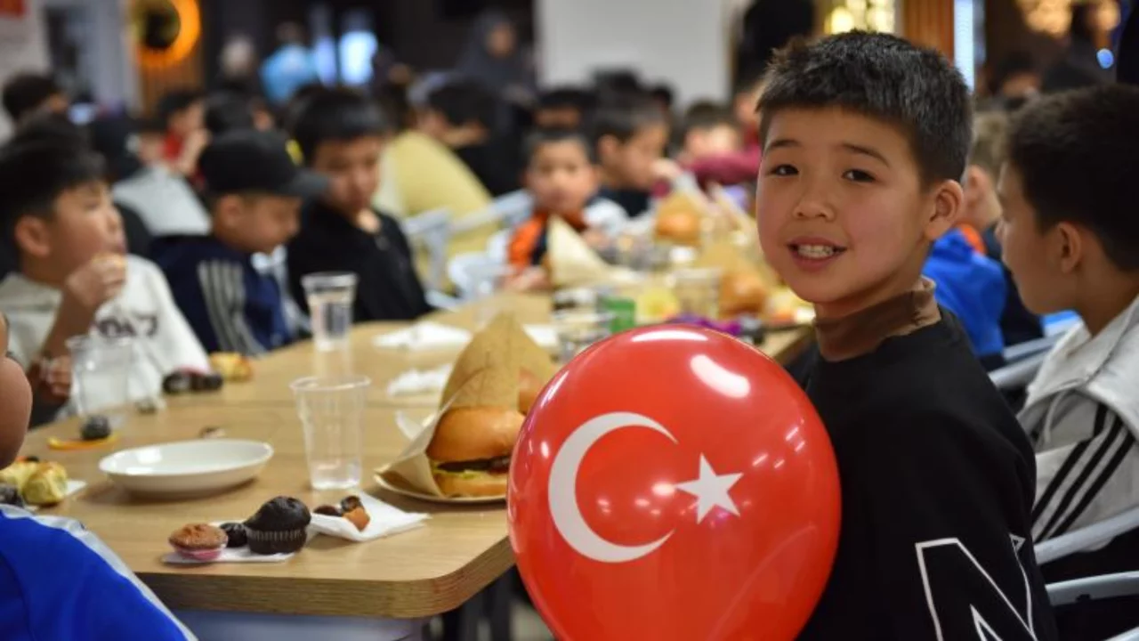 TDV yaklaşık 10 bin yetimin temel ihtiyacını karşılıyor 