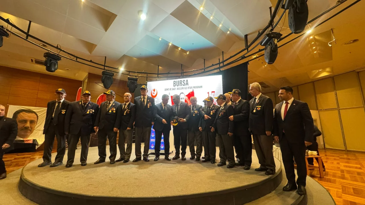 Büyük Birlik Partisi, Bursa'da şehit aileleri ve gazilerle bir araya geldi 