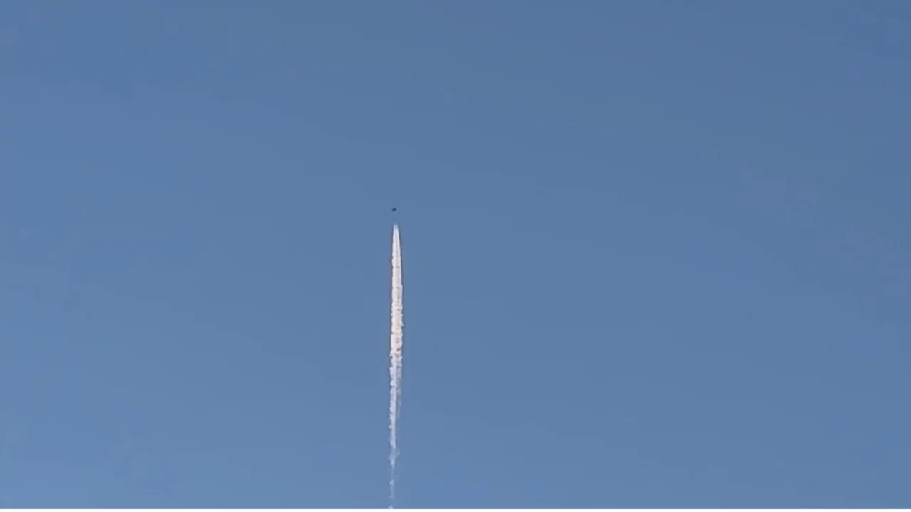 Savaş uçaklarından sınırda devriye uçuşu