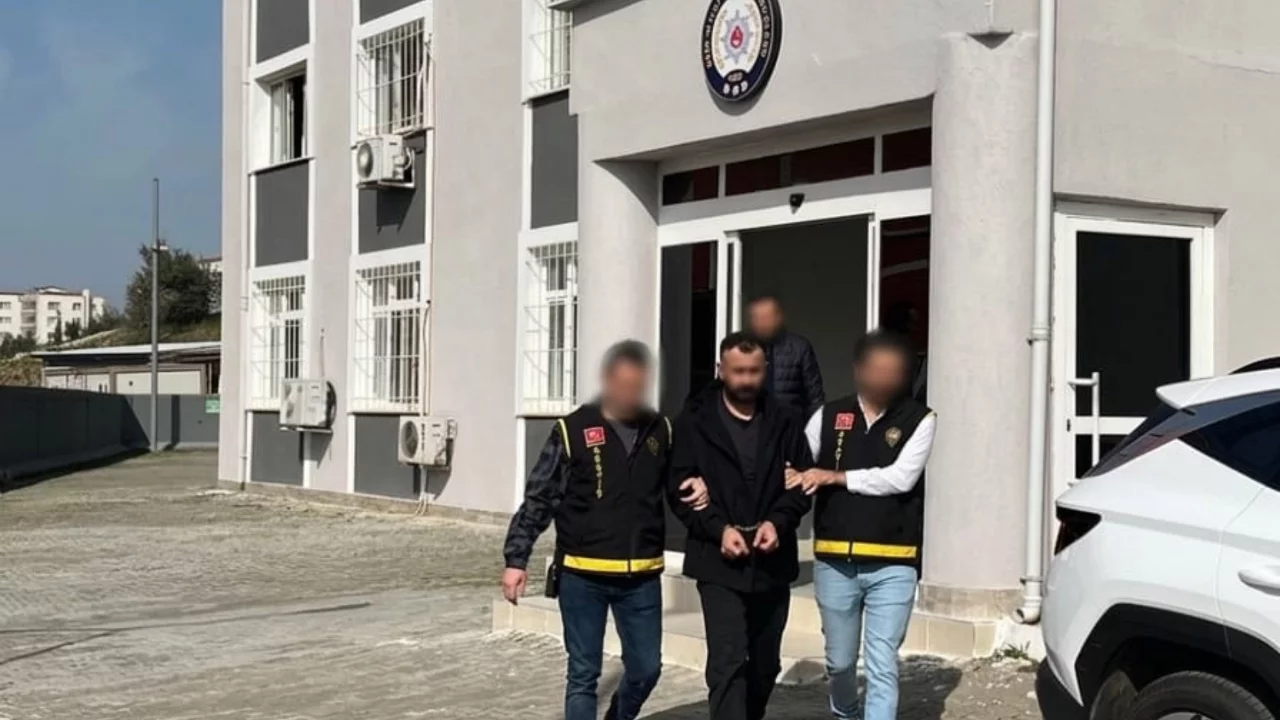 Bursa'da aranan suçlu kıskıvrak yakalandı!