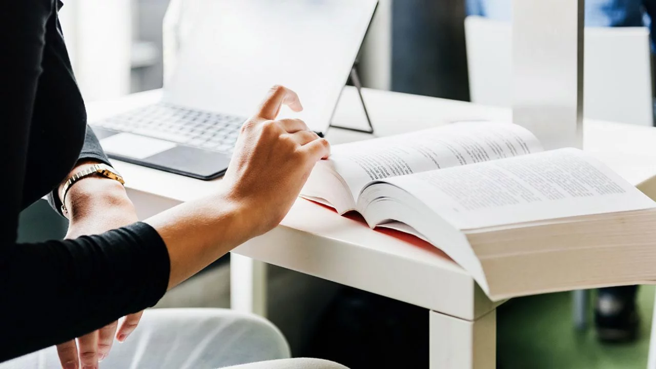 YÖK'ten araştırma görevliliği için yeni doktora sistemi