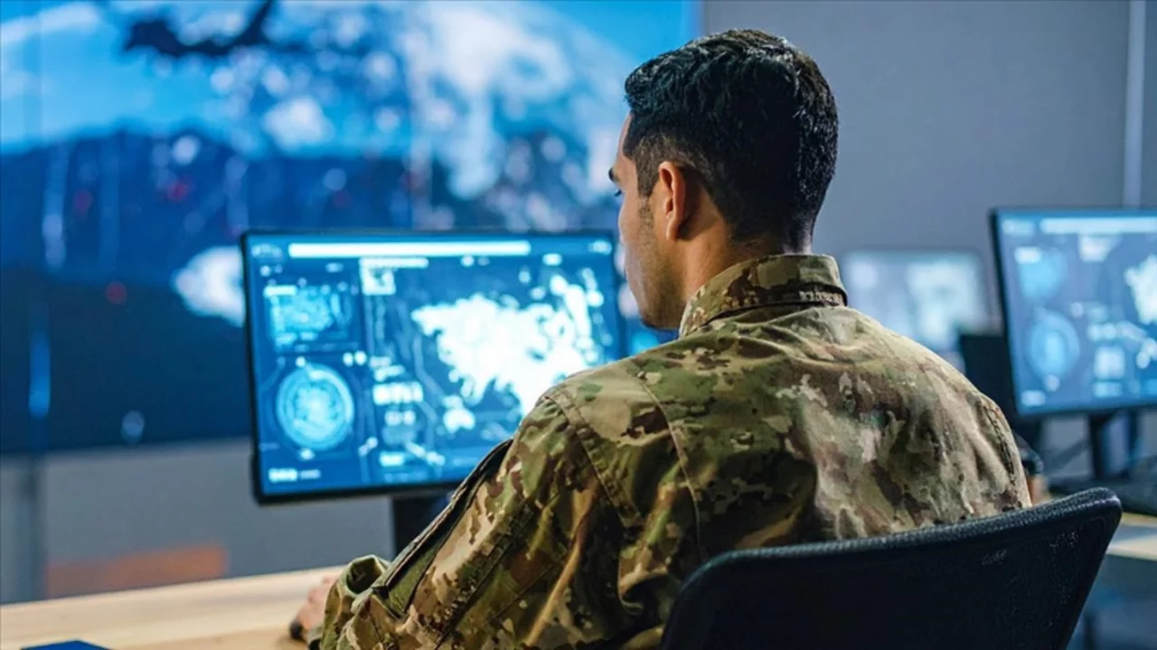 ABD ve İsrail'in İran saldırılarında kullandığı yapay zeka, uluslararası hukukta tartışma yarattı