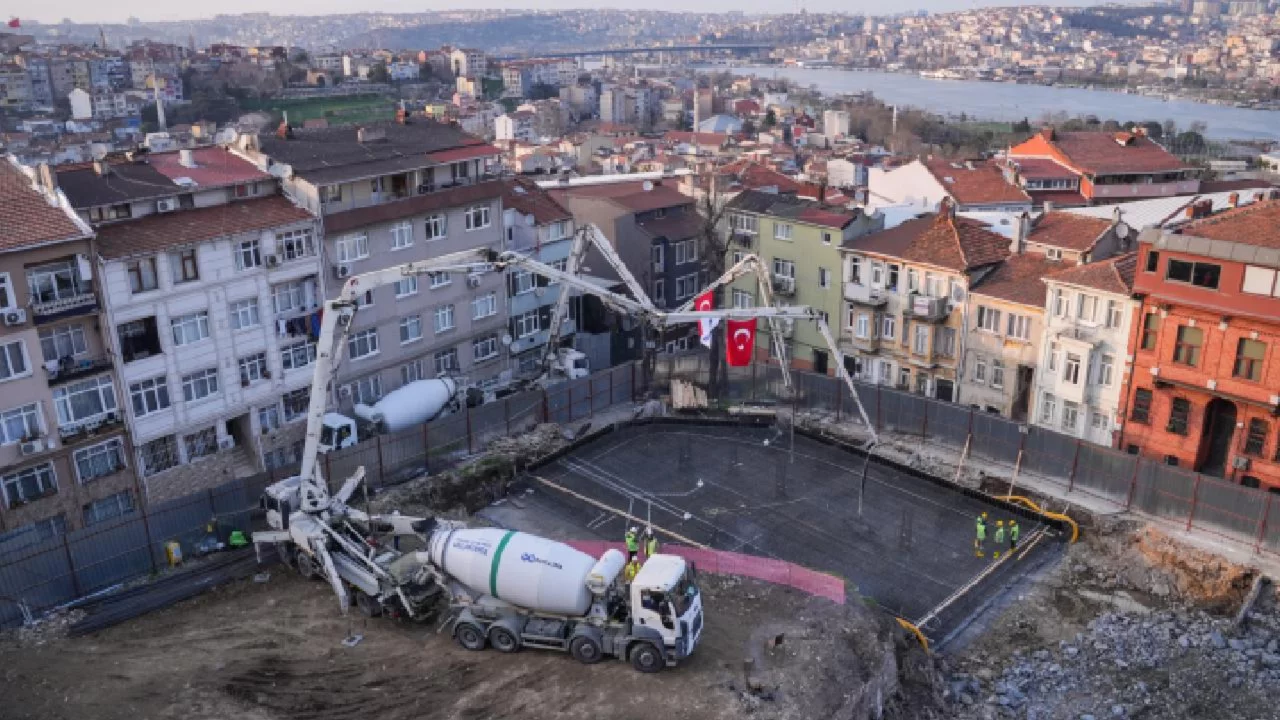 İstanbul Recep Tayyip Erdoğan Anadolu İmam Hatip Lisesi Öğrenci Yurdu'nun temeli atıldı