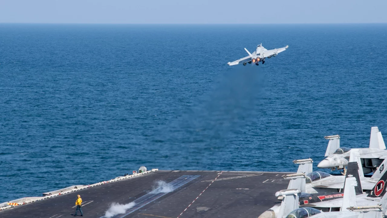 ABD ordusu: "İran'a ait 3 bini aşkın hedefi vurduk"